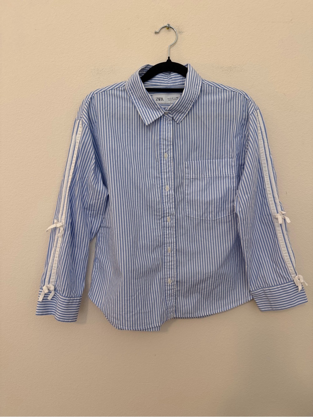 Zara Girls Blue & White Striped Button Up Blouse Size 11-12 Bows Cotton